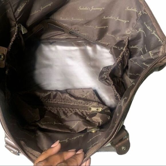 Isabella’s Journey Giraffe Print Weekender Bag - Picture 10 of 10